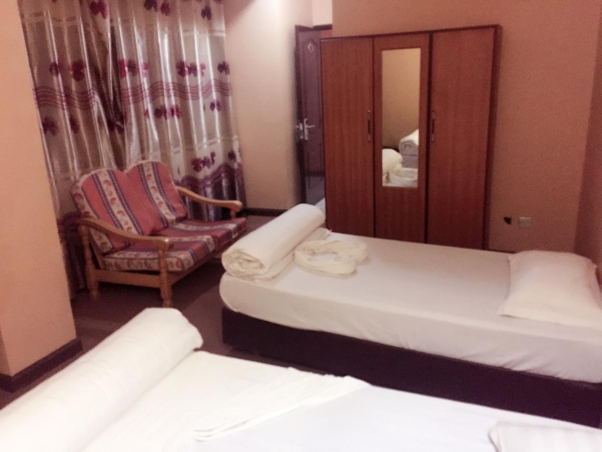 New Yuetan Hotel دار السلام المظهر الخارجي الصورة