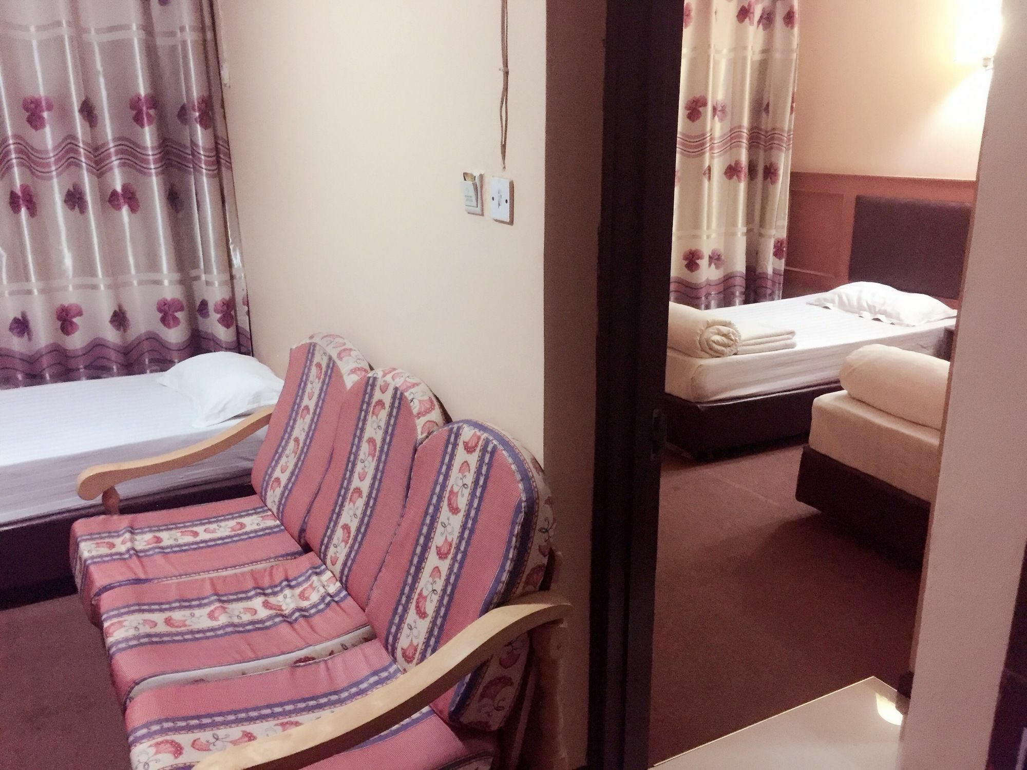 New Yuetan Hotel دار السلام المظهر الخارجي الصورة